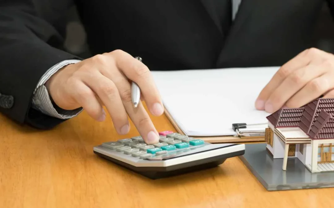 Leyes inmobiliarias en 2025: ¿cómo afectarán tu decisión de comprar una casa?