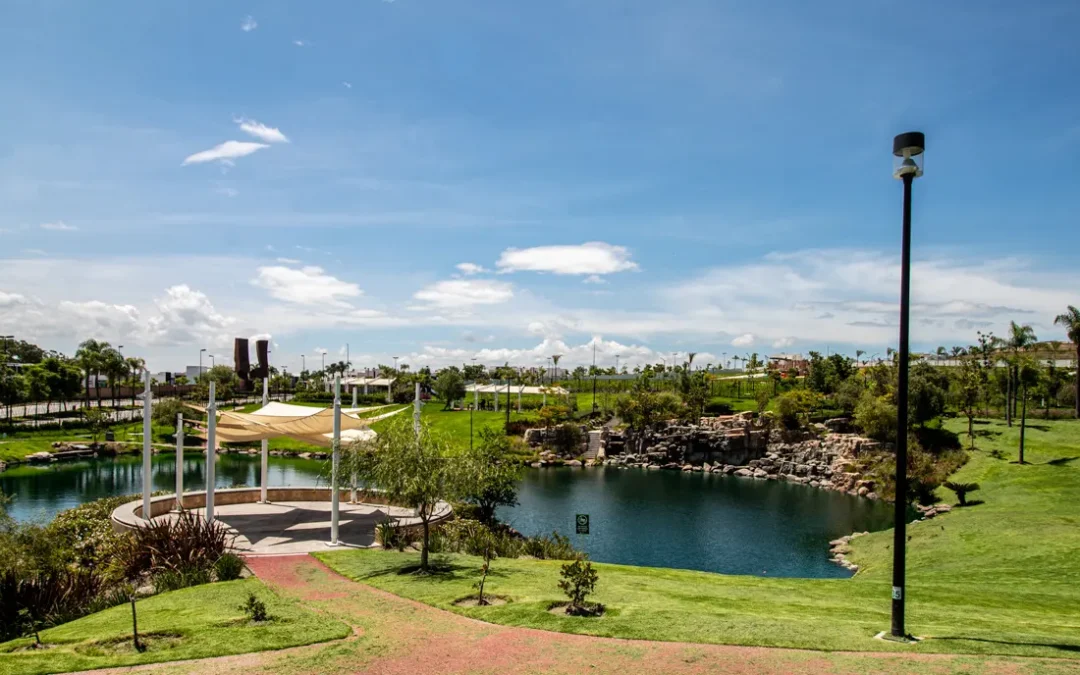 Casas en Lomas de Angelópolis: Inversión, plusvalía y estilo de vida